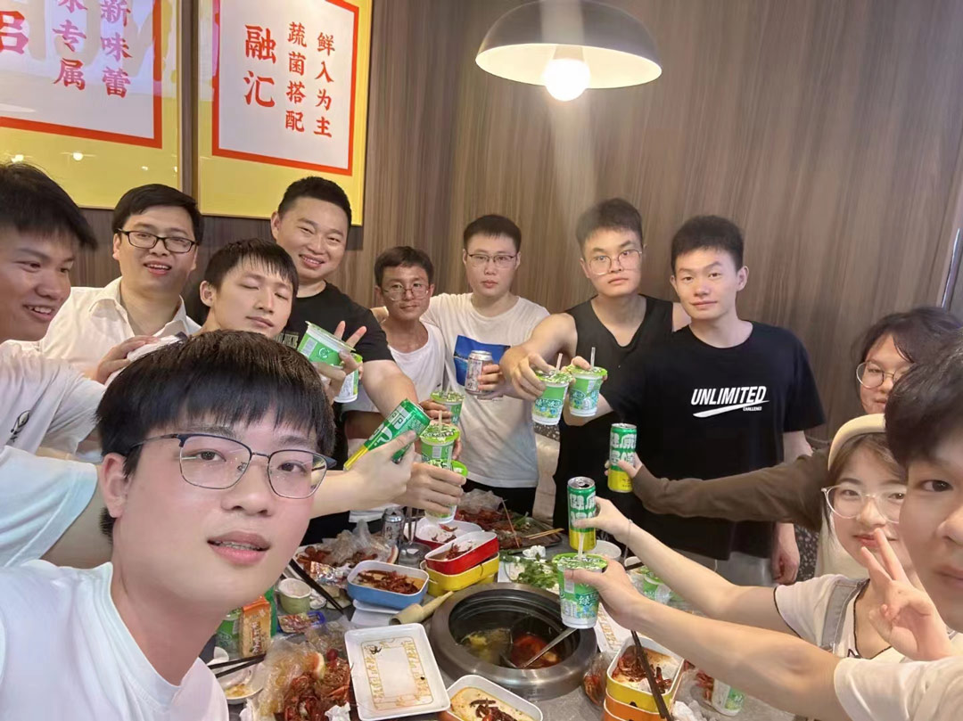揚(yáng)帆起航，共創(chuàng)佳績(jī)